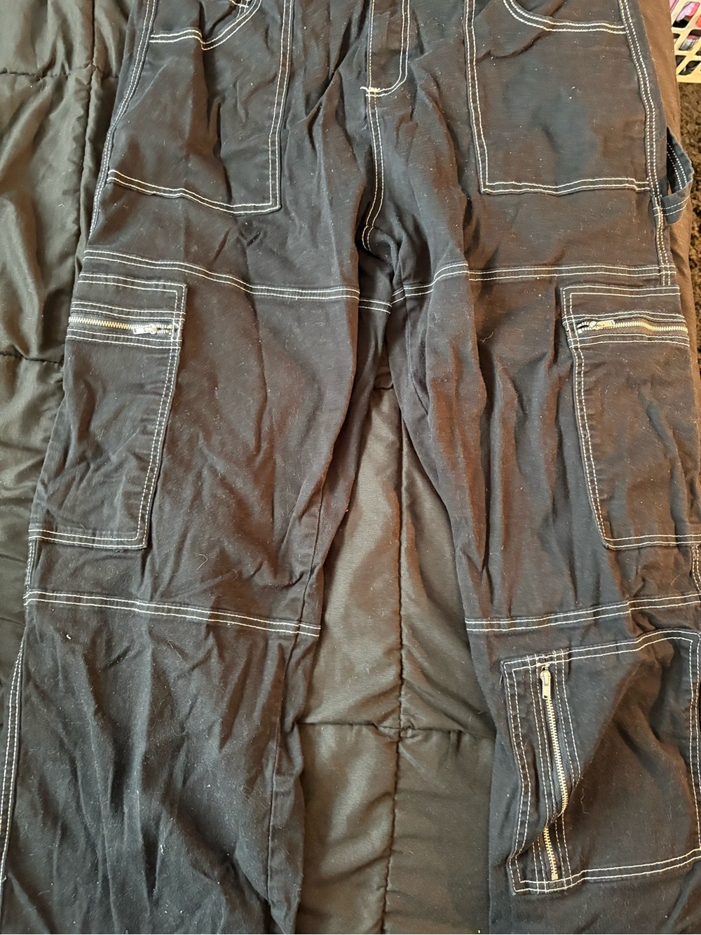 Justify Black Wide-Leg Cargo Pants with Contrast Stitching